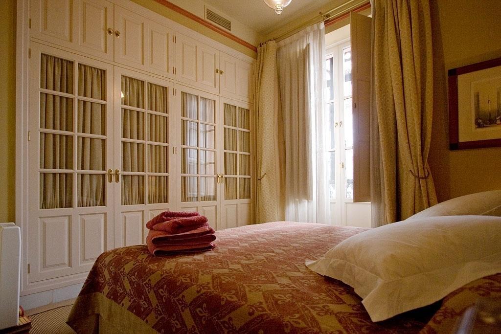 River House Seville Room photo