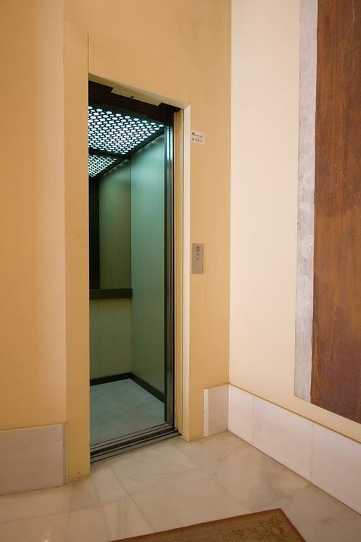 River House Seville Room photo