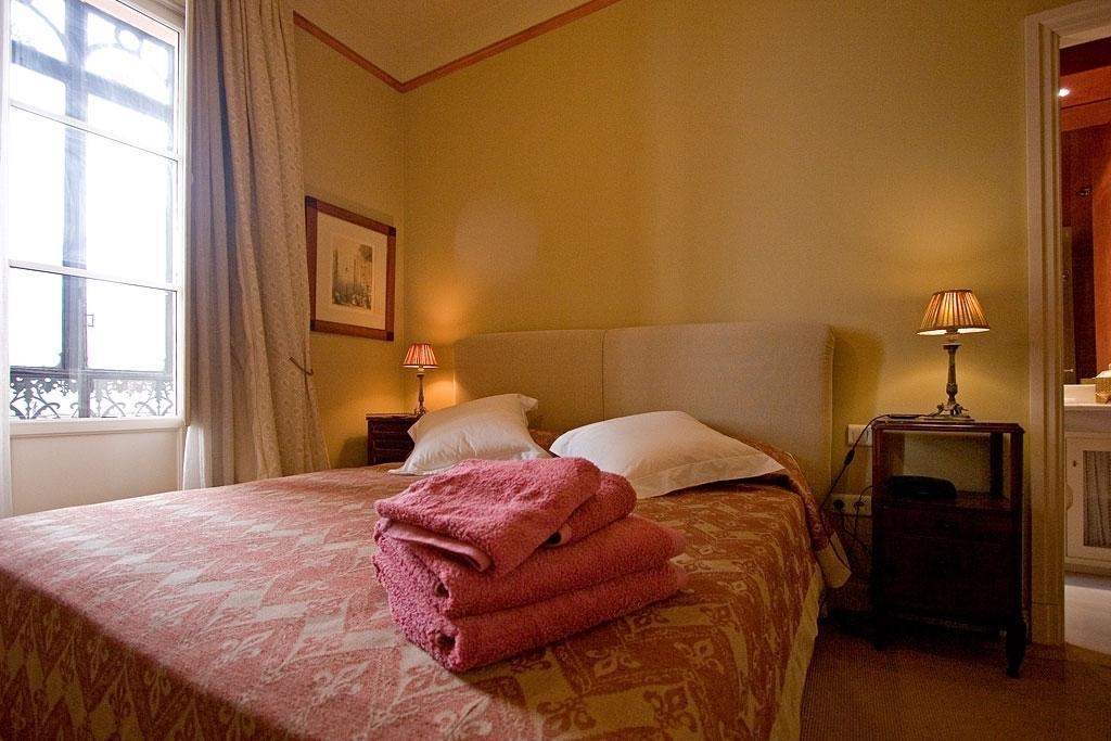 River House Seville Room photo