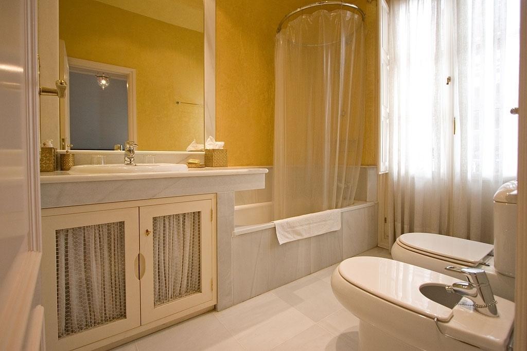River House Seville Room photo
