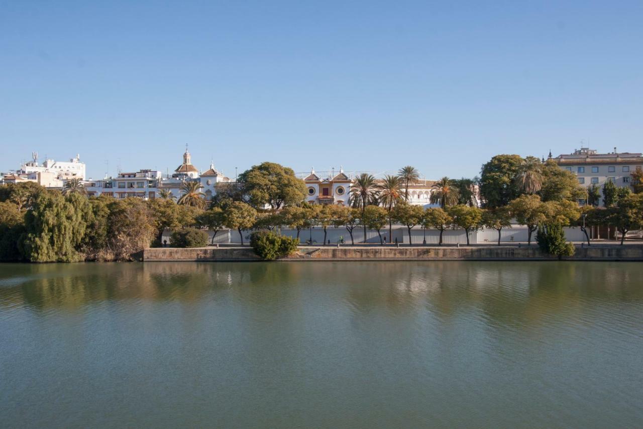 River House Seville Exterior photo